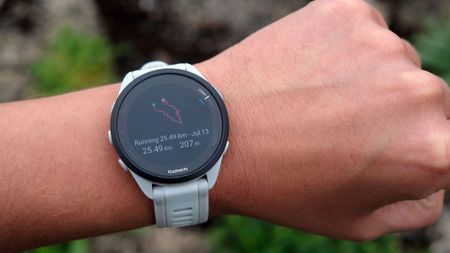 A close-up picture of running stats displayed on our reviewer's Garmin Forerunner 165